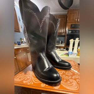 Justin Women’s Black Cowhide Cowboy Boots